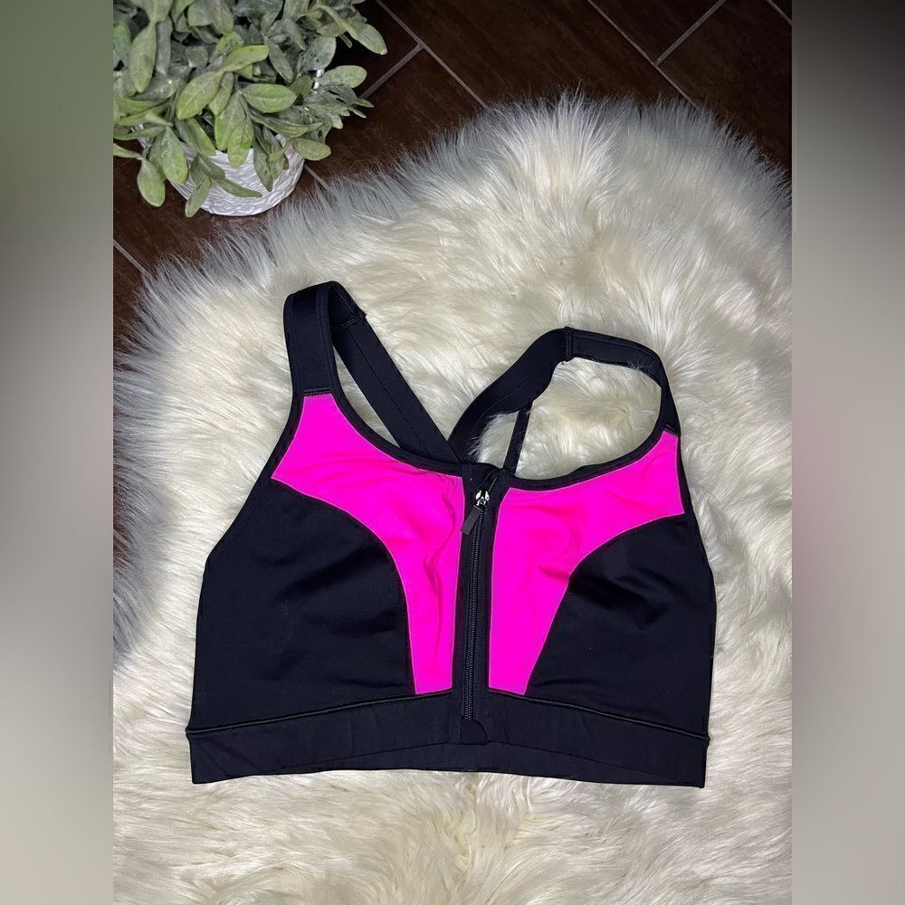 Livi Active hot pink/black front closure sports bra sz 40 DD
